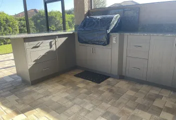 outdoor kitchen