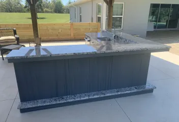 outdoor kitchen
