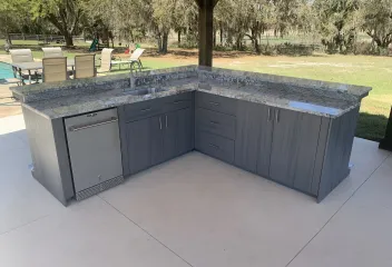 outdoor kitchen