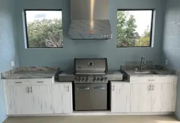 outdoor kitchen
